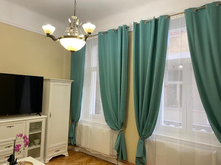 Art Nouveau Apartment Ultracentral ออราแด ภายนอก รูปภาพ